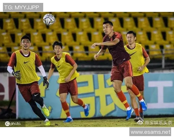 武汉足球队耐力变革引发热议球迷期待新篇章的崛起与挑战