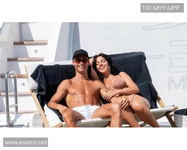 世界足球明星的美丽妻子们揭示了爱情与魅力的完美结合